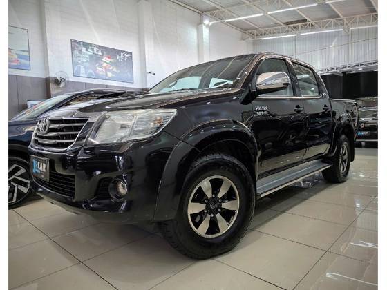 TOYOTA HILUX 3.0 SRV 4X4 CD 16V TURBO INTERCOOLER DIESEL 4P AUTOMÁTICO TOYOTA HILUX 3.0 SRV 4X4 CD 16V TURBO INTERCOOLER DIESEL 4P AUTOMÁTICO